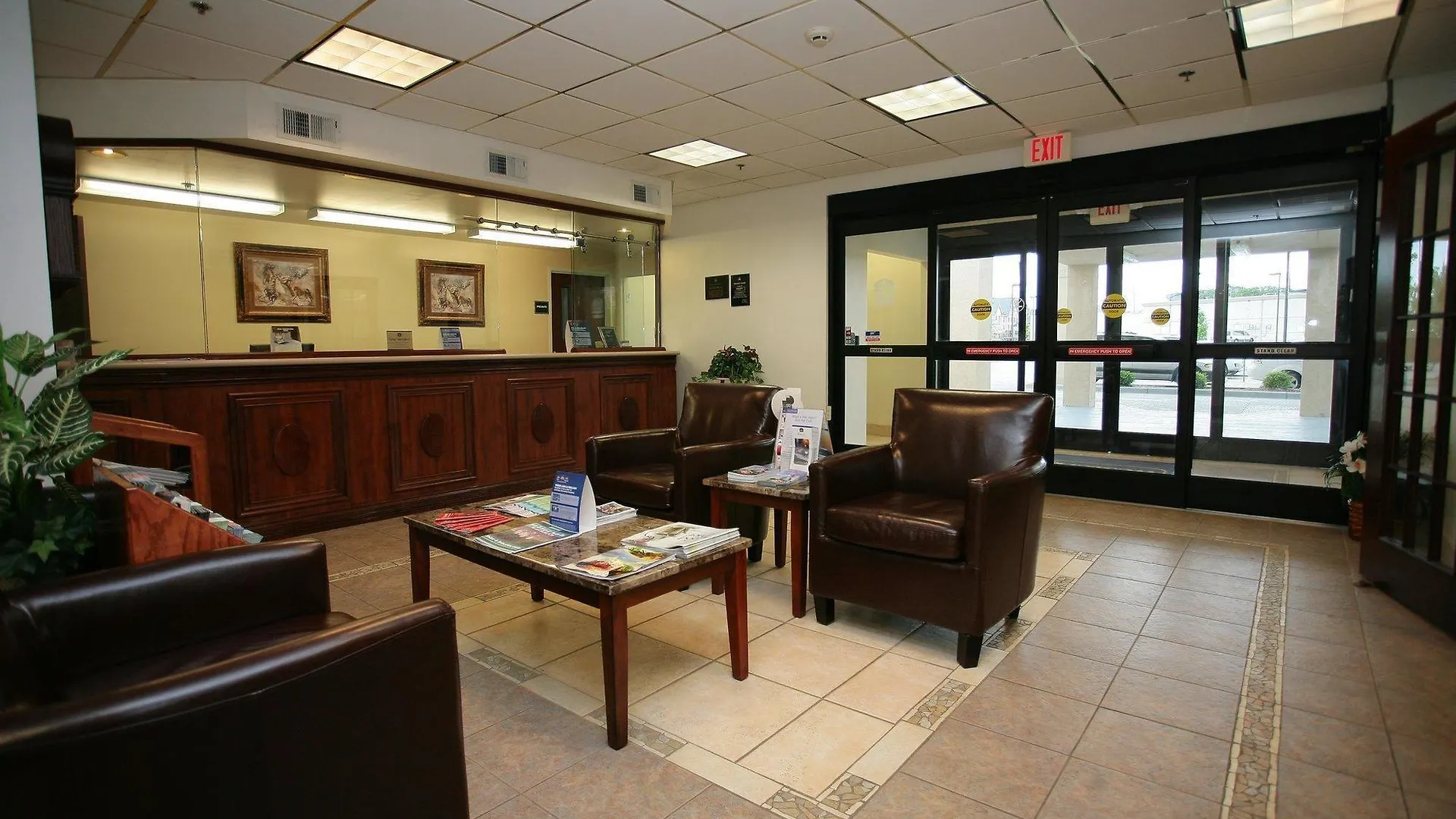 Отель Americas Best Value Inn Луисвилл