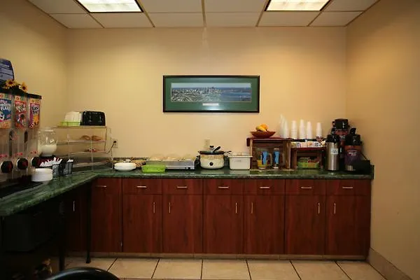 Americas Best Value Inn Луисвилл 2*,