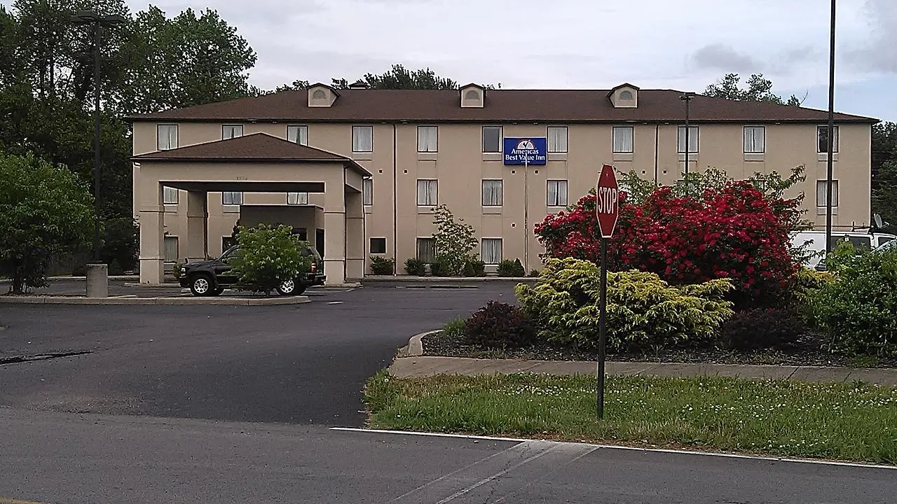 Отель Americas Best Value Inn Луисвилл